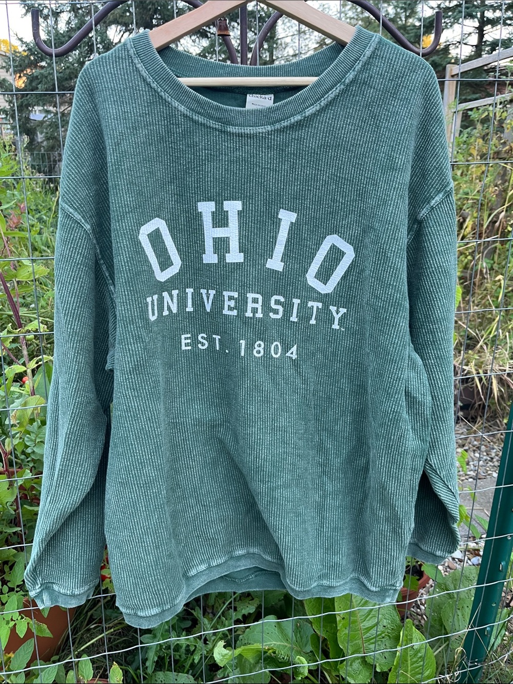 Ohio University green sweatshirt women’s size XL